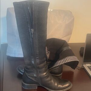 Aquatalia Black Knee-High Leather Boots 7.5